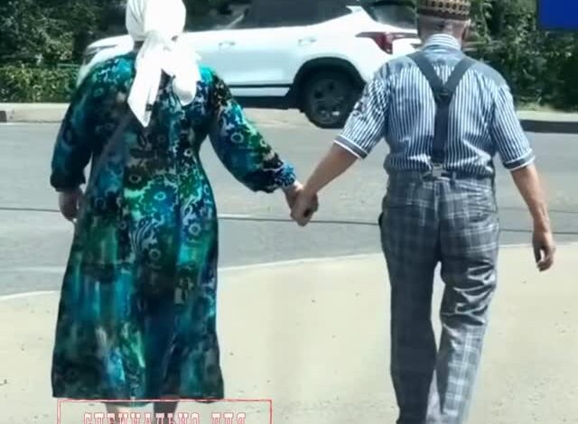 Любовь, забота и надёжность! Такими комментариями усыпан видеоролик появившийся в инстаграме! Люди как в пример для всех…