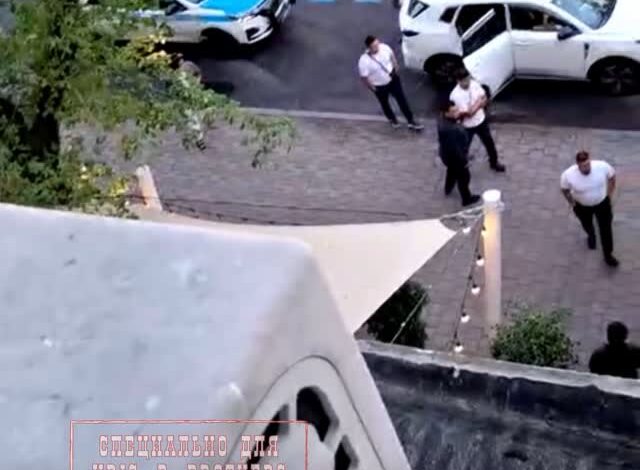 Подробности уточняются. Полное видео начала конфликта. Смотрите следующее видео в нашей ленте полное видео продолжения к…