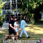 В Алматы в эти выходные состоялся концерт группы 30 Seconds to Mars. Но внимание зрителей неожиданно переключилось не то…