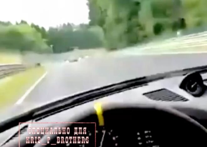 Porsche 911 и BMW M2 столкнулись на огромной скорости и взорвались на трассе в Германии. Всё произошло во время туристич…