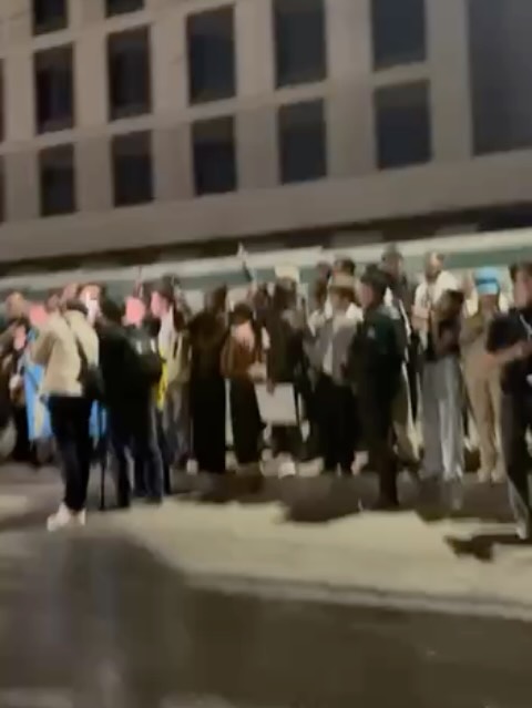 «Реал Мадрид» уже в Алматы Футболисты мадридского «Реала» прилетели в южную столицу. Самолёт команды приземлился в между…