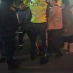 10.10.2025 числа во дворе нашего дома сосед умышленно сбил другого соседа на автомобиле. На месте происшествия были очев…