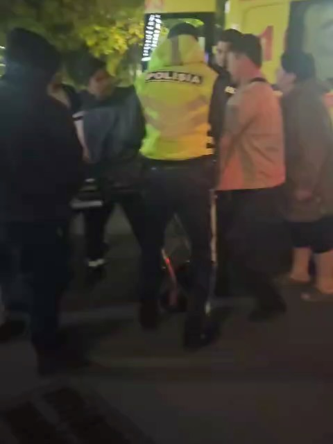 10.10.2025 числа во дворе нашего дома сосед умышленно сбил другого соседа на автомобиле. На месте происшествия были очев…