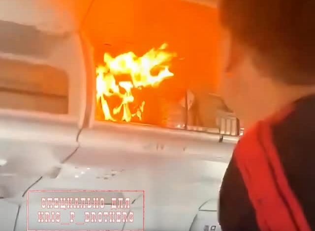 Литиевая батарея загорелась в самолёте на высоте около 10 км. Она лежала в ручной клади, пишут в сети. Пострадавших нет,…