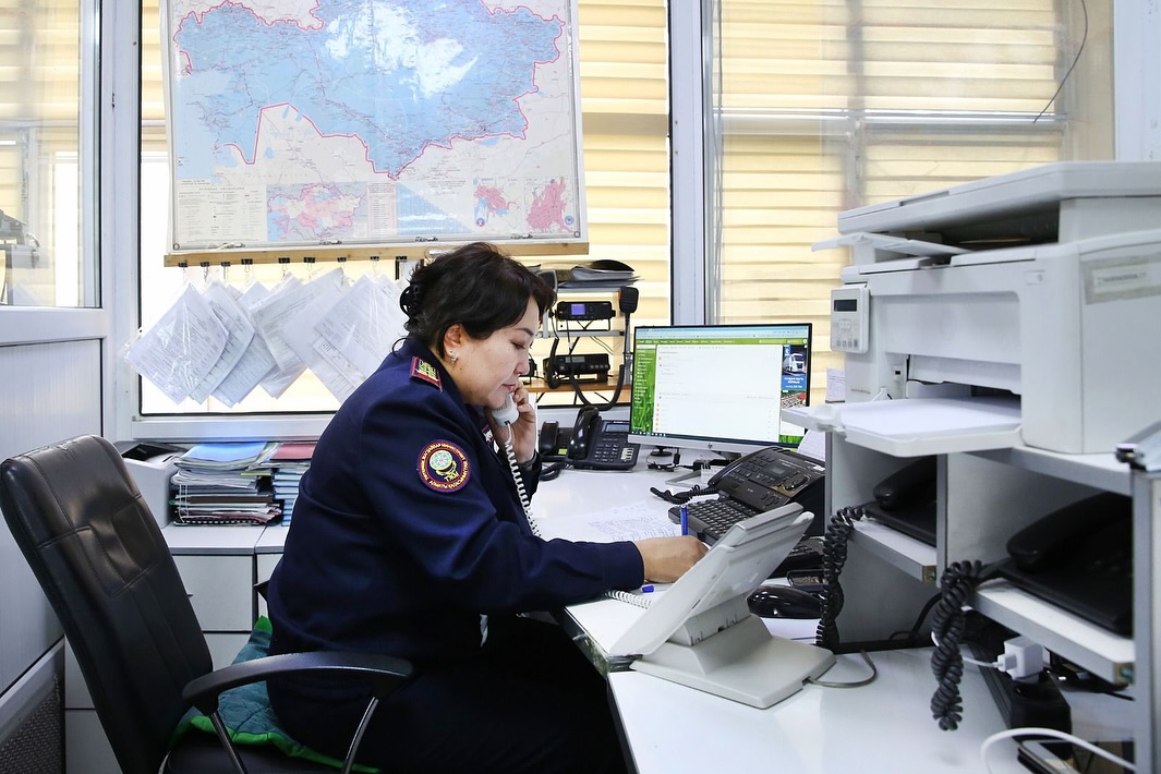 Сейсмодатчиктердің деректері бойынша Қырғызстан аумағында Алматыдан 135 км қашықтықта оңтүстік батысқа қарай сейсмикалық…