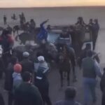 Во время кокпара водитель выехал на поле и сбил лошадей Во время проведения традиционной игры кокпар в Кызылорде произош…